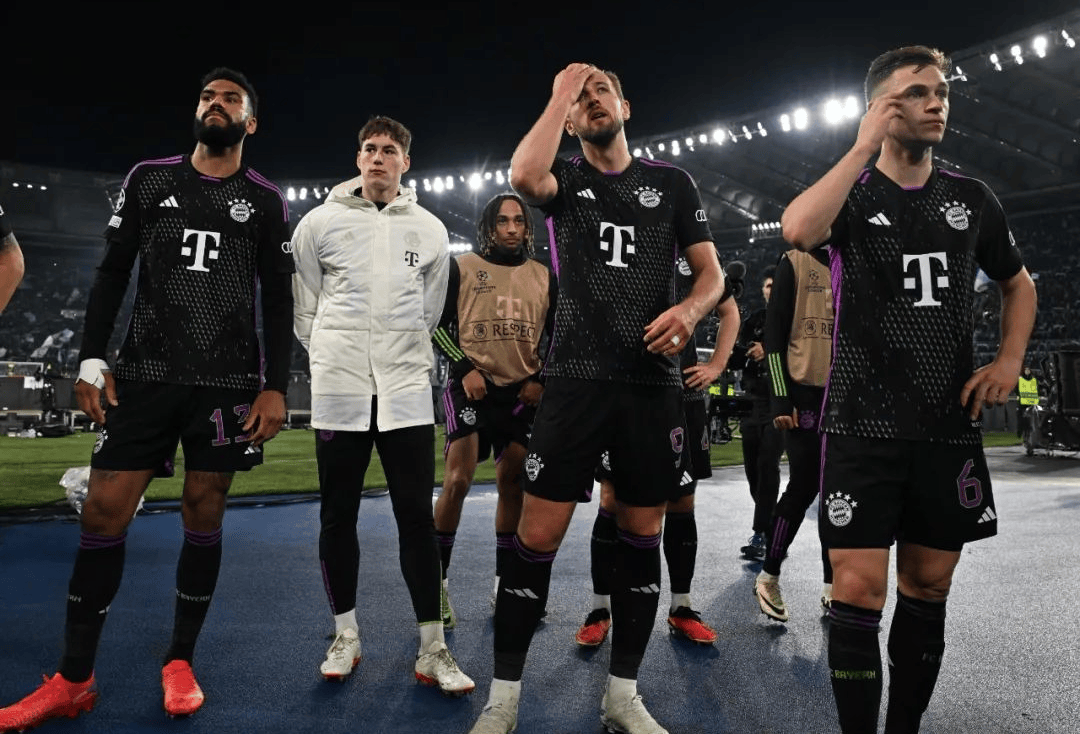 苏亚雷斯训练前讲话：降级责任在我，顺境和逆境我们都要接受