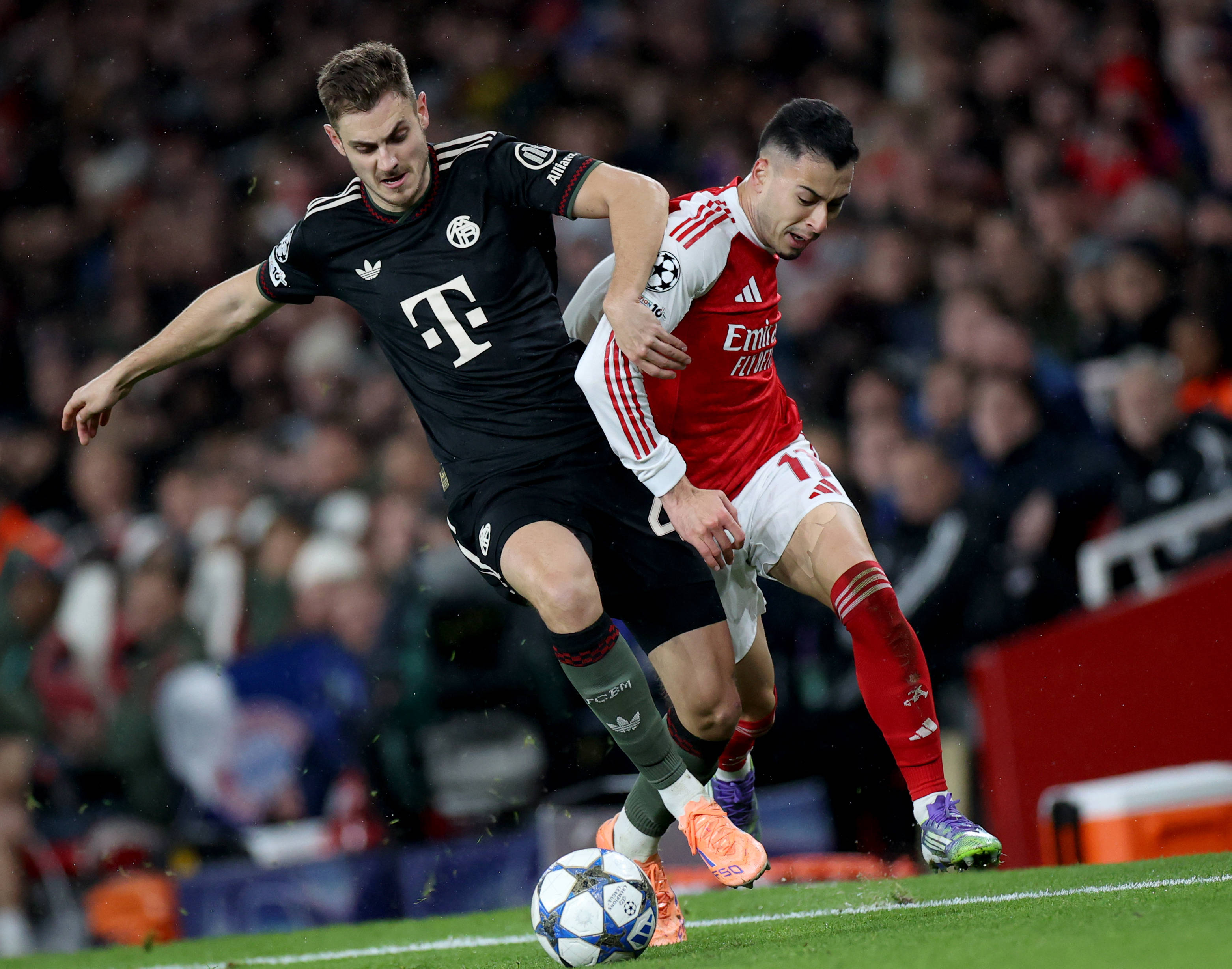 哈兰德继续刷新英超进球纪录（哈兰德再度改写英超进球纪录）