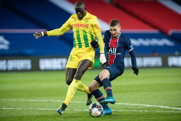 年度教练研修班在广州闭幕，足协将给本土教练更多机会（年度教练研修班广州收官，足协将为本土教练拓展更多机会）