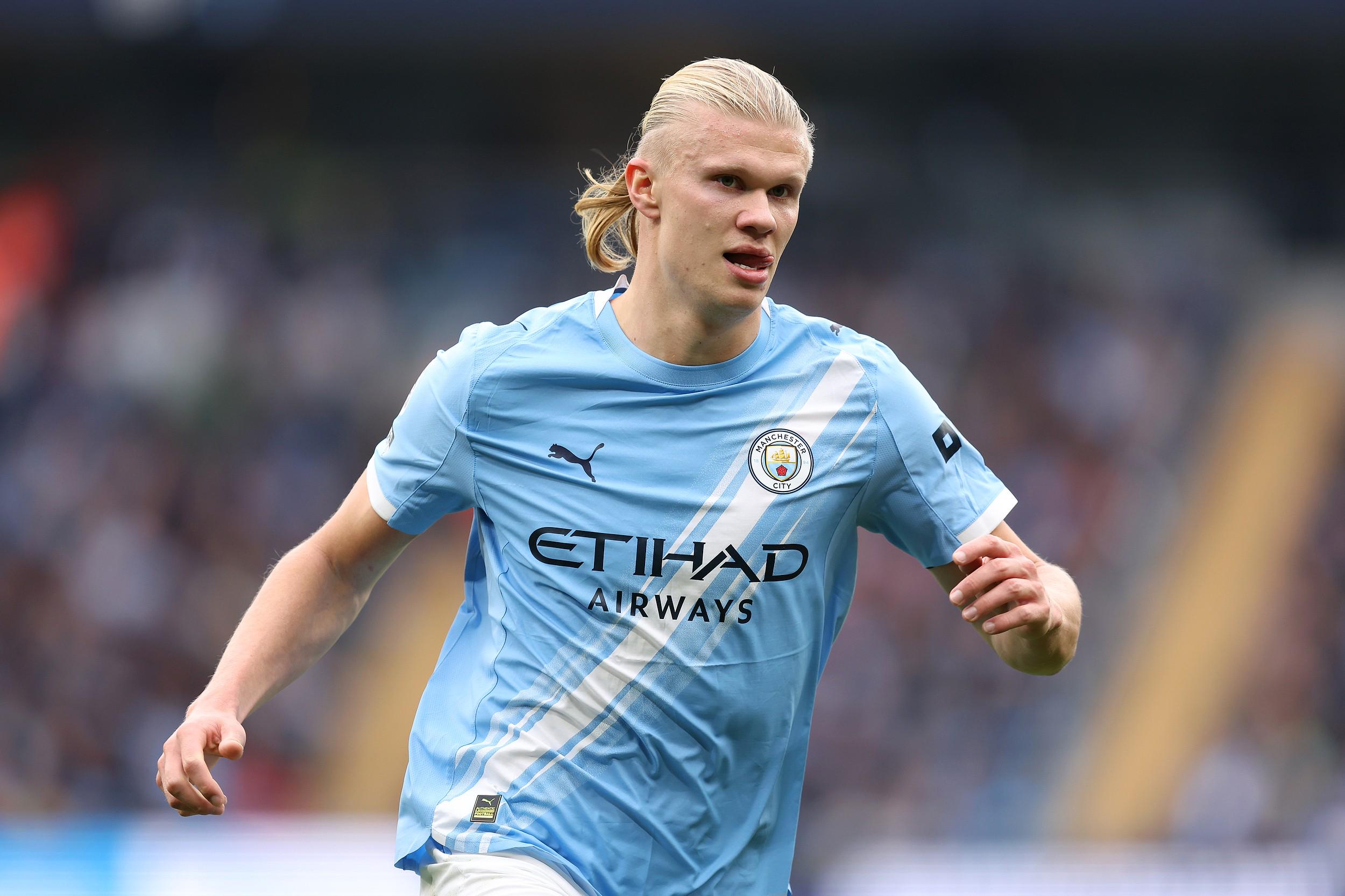 意甲官方：阿莱格里当选上月最佳主帅，率队3胜1平保持不败（意甲官宣：阿莱格里荣膺上月最佳教练，带队3胜1平延续不败）