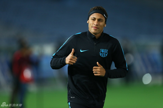 每体：巴萨内部无人排除引进小蜘蛛可能，交易金额或超1亿欧（每体：巴萨不排除签下小蜘蛛，转会费或超1亿欧）