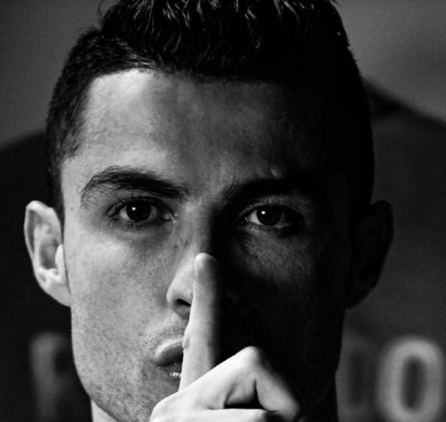 纳帅：施洛特贝克的脚肿了；萨内在欧冠和土超的数据有所提升（纳帅：施洛特贝克脚部肿胀，萨内欧冠与土超数据提升）