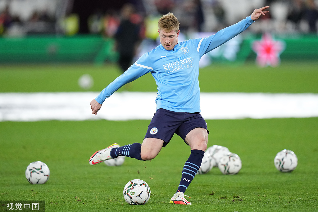 足协杯官方发布决赛纪念产品：纪念徽章38元，围巾58元（足协杯官宣决赛纪念周边：徽章38元、围巾58元）